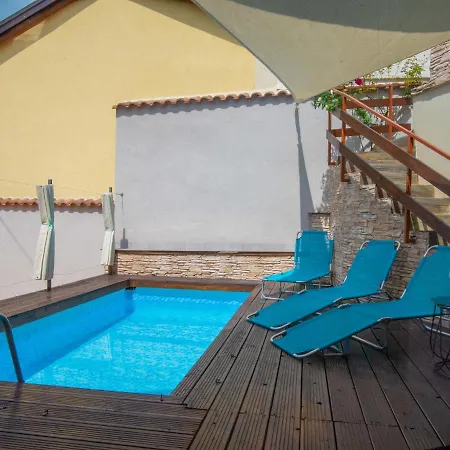 Veli By Interhome Veli Brgud